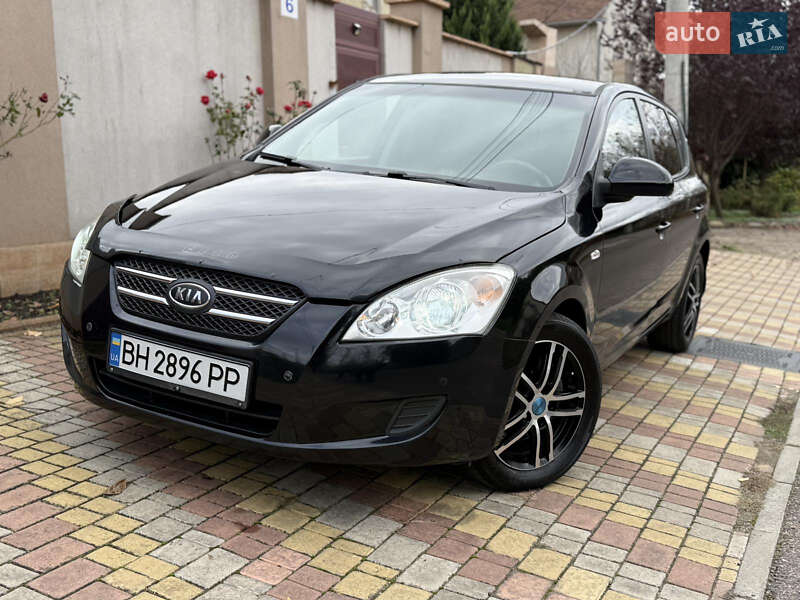 Хэтчбек Kia Ceed 2007 в Одессе фото 5 Хэтчбек Kia Ceed 2007 в Одессе
