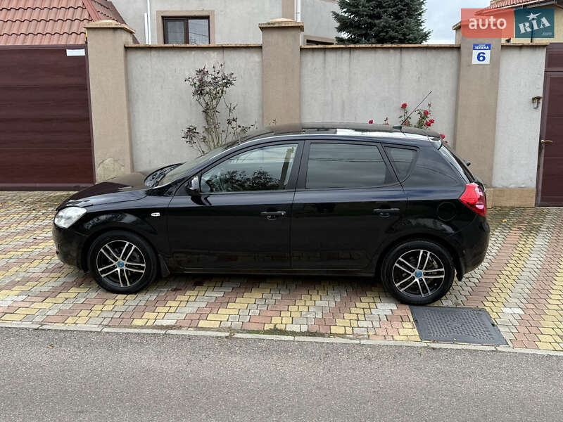Хэтчбек Kia Ceed 2007 в Одессе фото 13 Хэтчбек Kia Ceed 2007 в Одессе