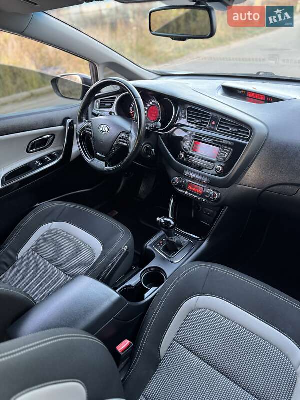 Хетчбек Kia Ceed 2013 в Києві фото 20 Хетчбек Kia Ceed 2013 в Києві