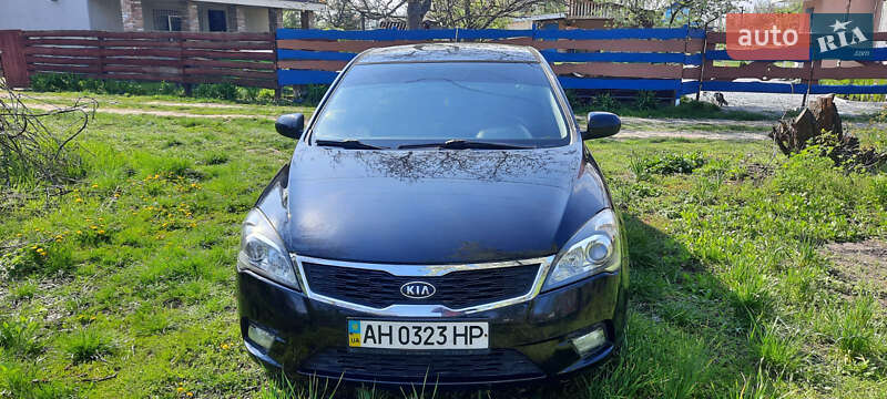 Хетчбек Kia Ceed 2009 в Горішніх Плавнях