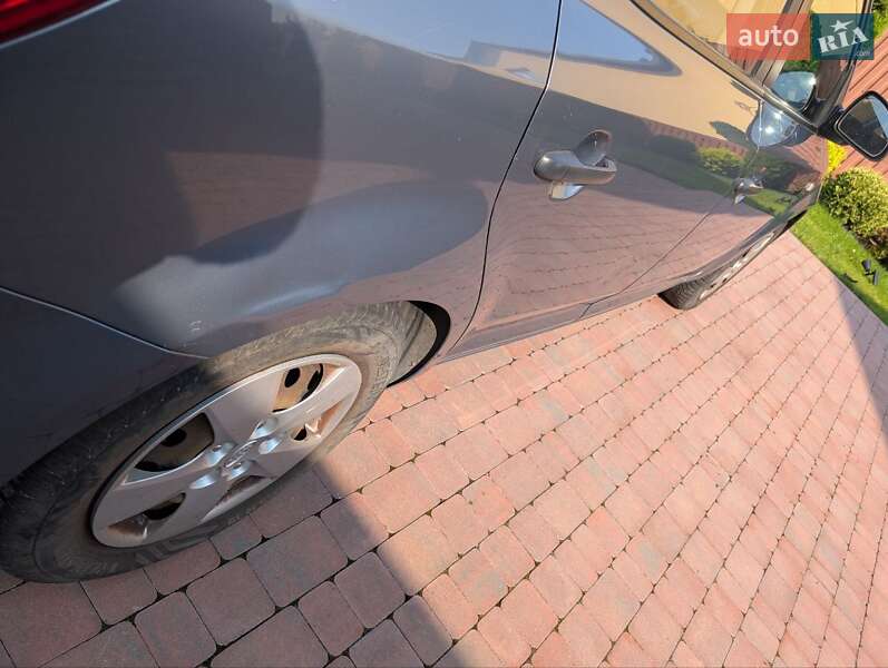 Хэтчбек Kia Ceed 2009 в Виннице