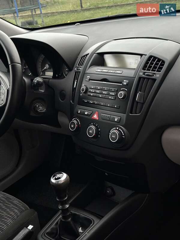 Хэтчбек Kia Ceed 2007 в Маневичах фото 18 Хэтчбек Kia Ceed 2007 в Маневичах