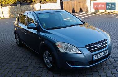 Хэтчбек Kia Ceed 2008 в Ивано-Франковске