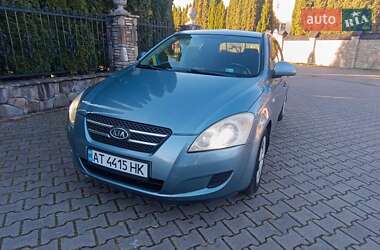 Хетчбек Kia Ceed 2008 в Надвірній