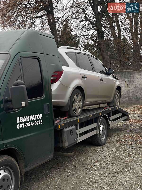 Универсал Kia Ceed 2009 в Чорткове