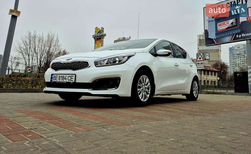 Хэтчбек Kia Ceed 2018 в Киеве