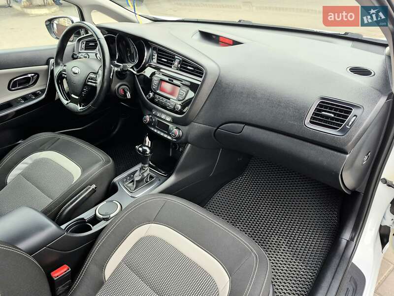 Хэтчбек Kia Ceed 2018 в Киеве