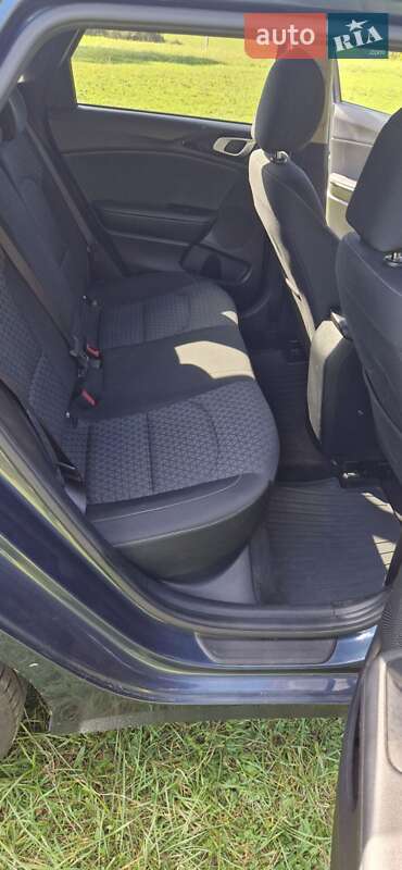 Универсал Kia Ceed 2021 в Ужгороде