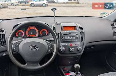 Хэтчбек Kia Ceed 2008 в Виннице
