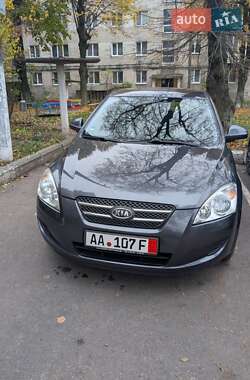 Хэтчбек Kia Ceed 2008 в Виннице