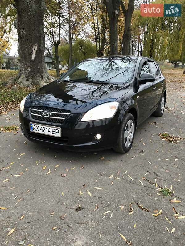 Універсал Kia Ceed 2008 в Теофіполі