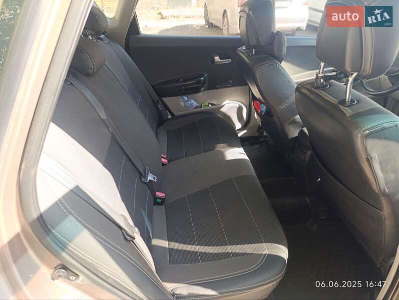Хетчбек Kia Ceed 2007 в Миколаєві фото 8 Хетчбек Kia Ceed 2007 в Миколаєві