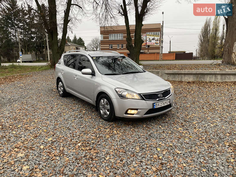 Універсал Kia Ceed 2010 в Хмельницькому