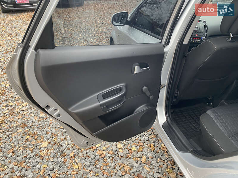 Універсал Kia Ceed 2010 в Хмельницькому