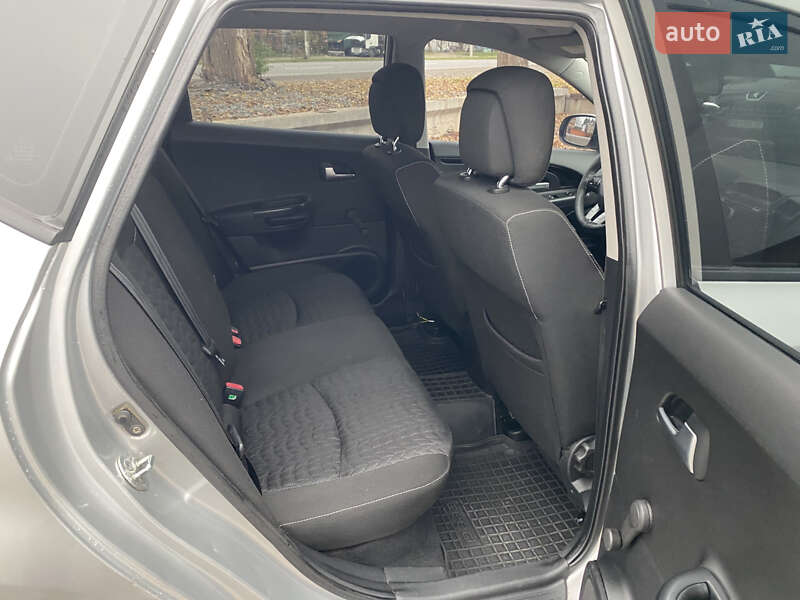 Універсал Kia Ceed 2010 в Хмельницькому