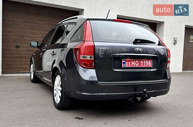 Універсал Kia Ceed 2010 в Рівному