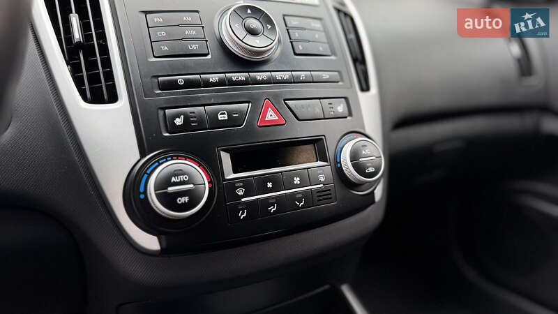 Универсал Kia Ceed 2010 в Ровно фото 38 Универсал Kia Ceed 2010 в Ровно