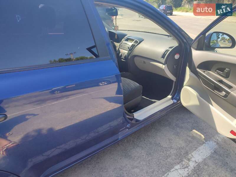 Универсал Kia Ceed 2008 в Виннице