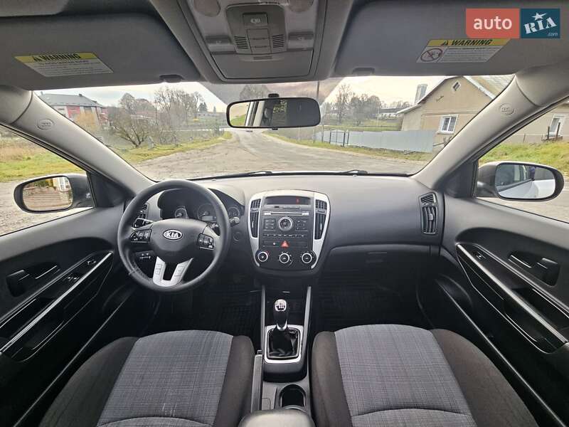 Універсал Kia Ceed 2011 в Тернополі фото 24 Універсал Kia Ceed 2011 в Тернополі