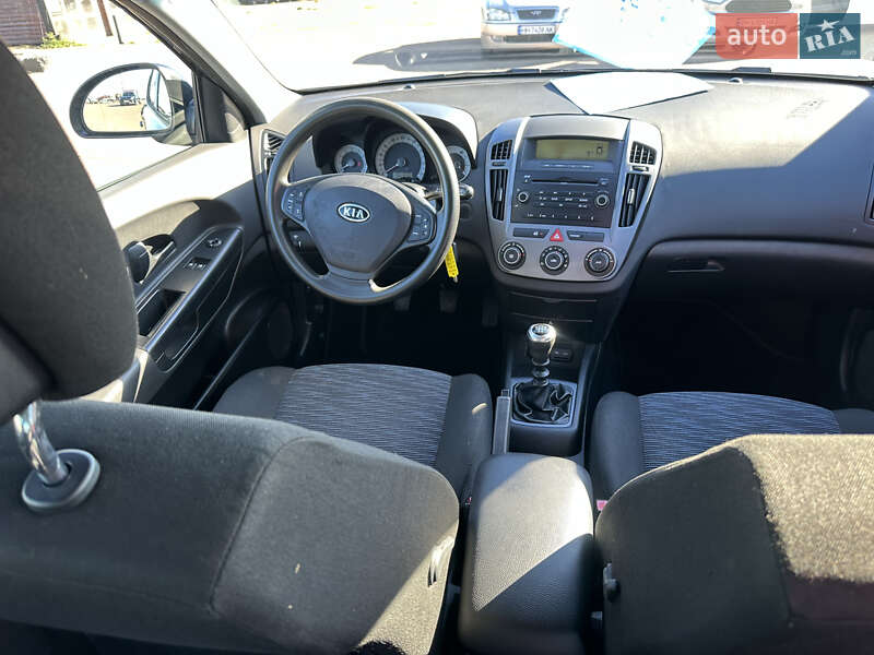 Универсал Kia Ceed 2008 в Одессе фото 12 Универсал Kia Ceed 2008 в Одессе