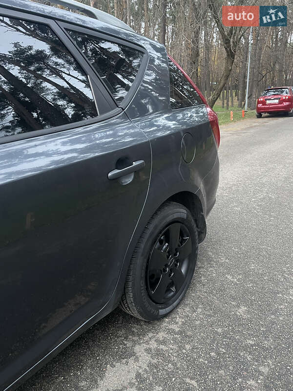 Универсал Kia Ceed 2008 в Киеве фото 15 Универсал Kia Ceed 2008 в Киеве