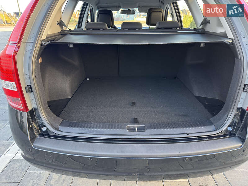 Универсал Kia Ceed 2012 в Луцке