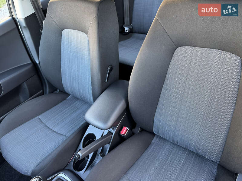 Универсал Kia Ceed 2012 в Луцке