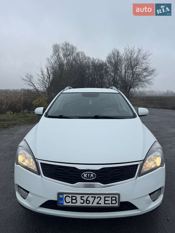 Универсал Kia Ceed 2011 в Соснице фото 8 Универсал Kia Ceed 2011 в Соснице