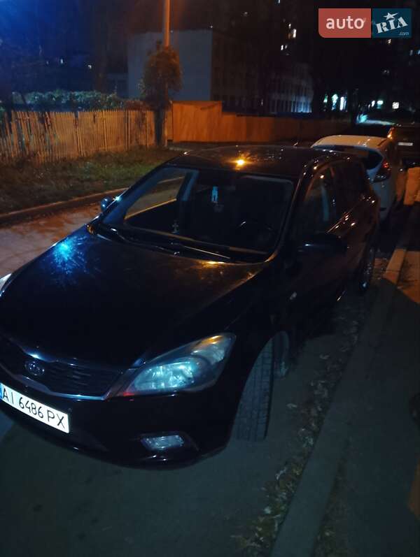 Хэтчбек Kia Ceed 2011 в Киеве фото 5 Хэтчбек Kia Ceed 2011 в Киеве