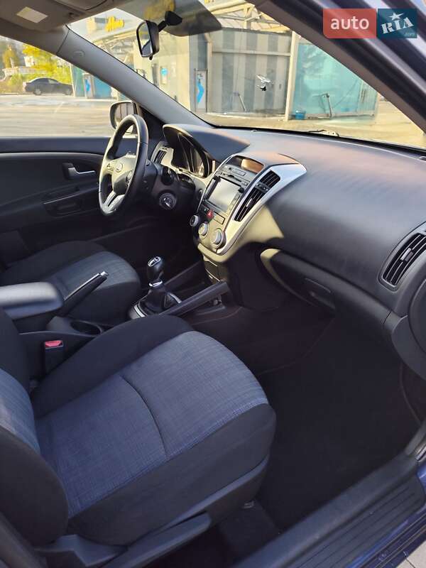 Универсал Kia Ceed 2010 в Белой Церкви фото 32 Универсал Kia Ceed 2010 в Белой Церкви