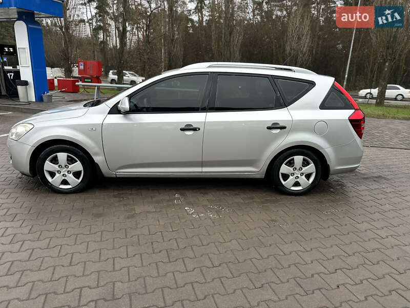 Універсал Kia Ceed 2008 в Києві фото 2 Універсал Kia Ceed 2008 в Києві