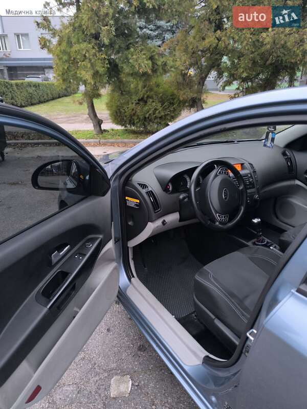 Хэтчбек Kia Ceed 2007 в Черкассах фото 8 Хэтчбек Kia Ceed 2007 в Черкассах