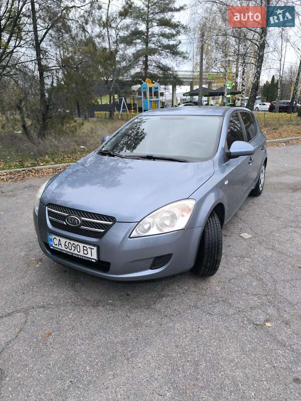 Хэтчбек Kia Ceed 2007 в Черкассах фото 2 Хэтчбек Kia Ceed 2007 в Черкассах