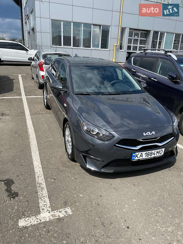Хетчбек Kia Ceed 2024 в Києві