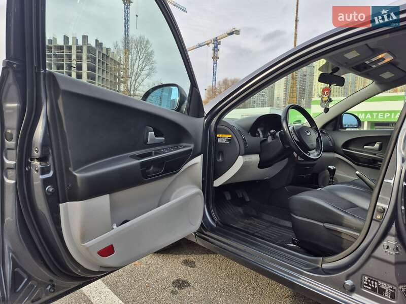 Універсал Kia Ceed 2008 в Києві фото 47 Універсал Kia Ceed 2008 в Києві