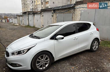 Хэтчбек Kia Ceed 2013 в Харькове