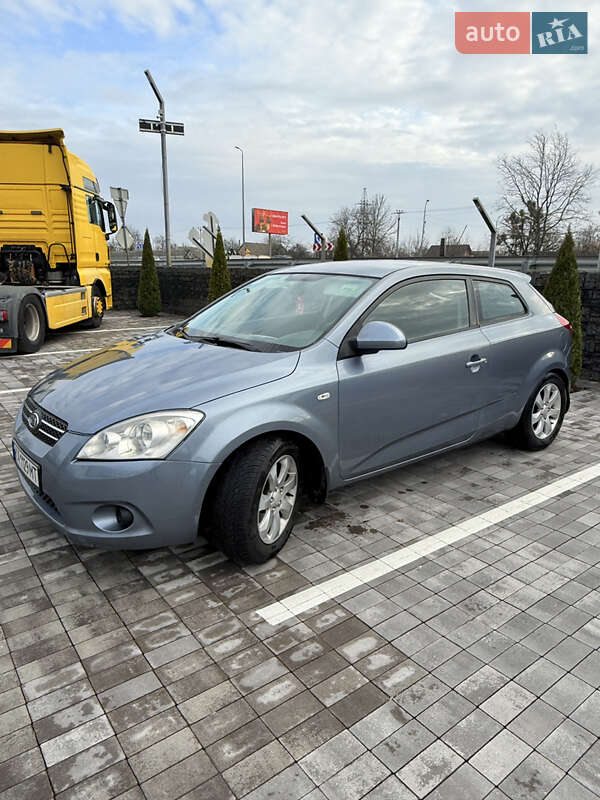 Хетчбек Kia Ceed 2009 в Макарові фото 8 Хетчбек Kia Ceed 2009 в Макарові