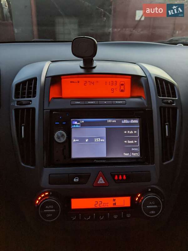 Универсал Kia Ceed 2009 в Бурштыне