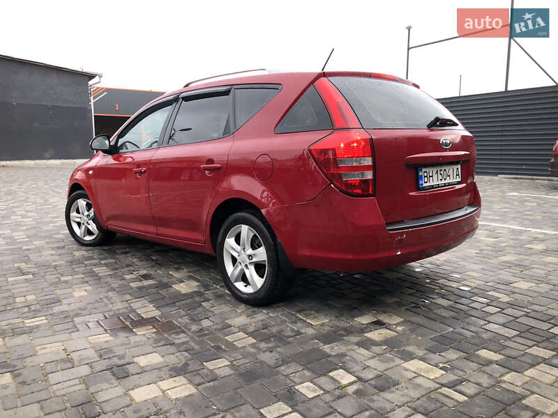 Универсал Kia Ceed 2008 в Николаеве