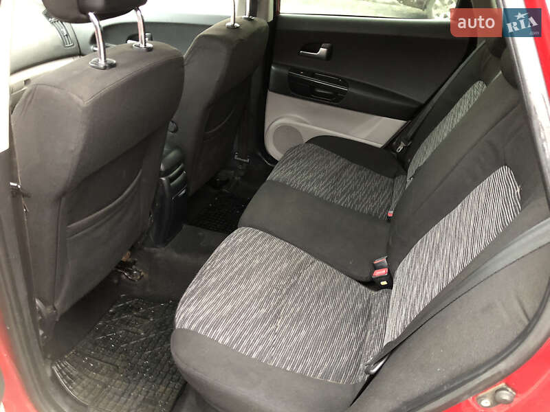 Универсал Kia Ceed 2008 в Николаеве