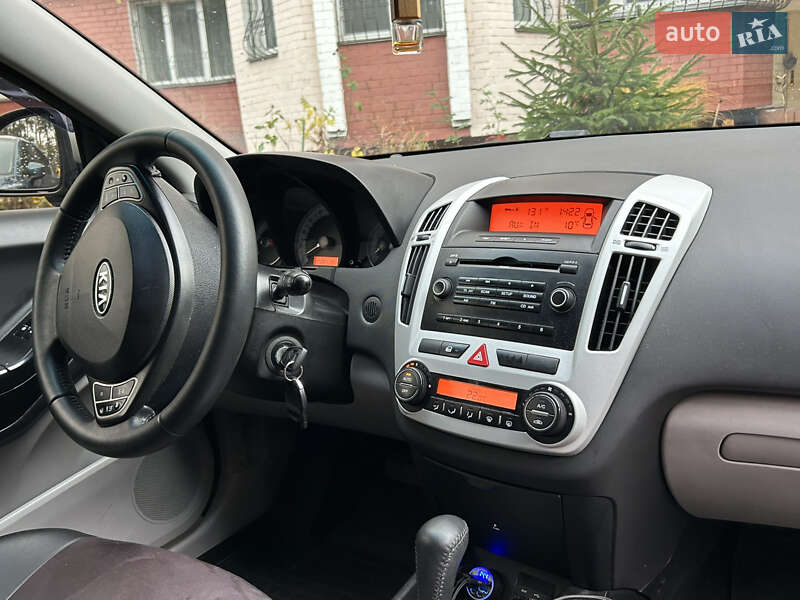 Хэтчбек Kia Ceed 2008 в Украинке фото 8 Хэтчбек Kia Ceed 2008 в Украинке