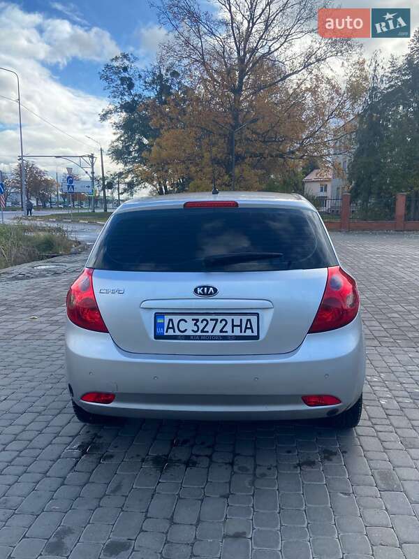 Хэтчбек Kia Ceed 2007 в Луцке фото 2 Хэтчбек Kia Ceed 2007 в Луцке