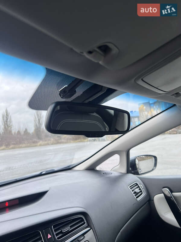 Универсал Kia Ceed 2014 в Ровно