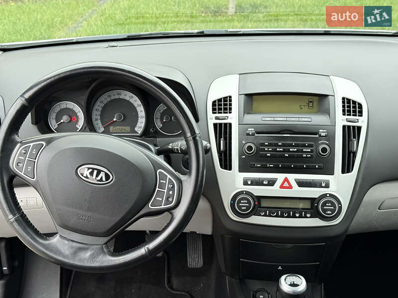 Универсал Kia Ceed 2008 в Луцке