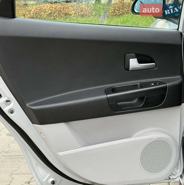 Универсал Kia Ceed 2008 в Луцке