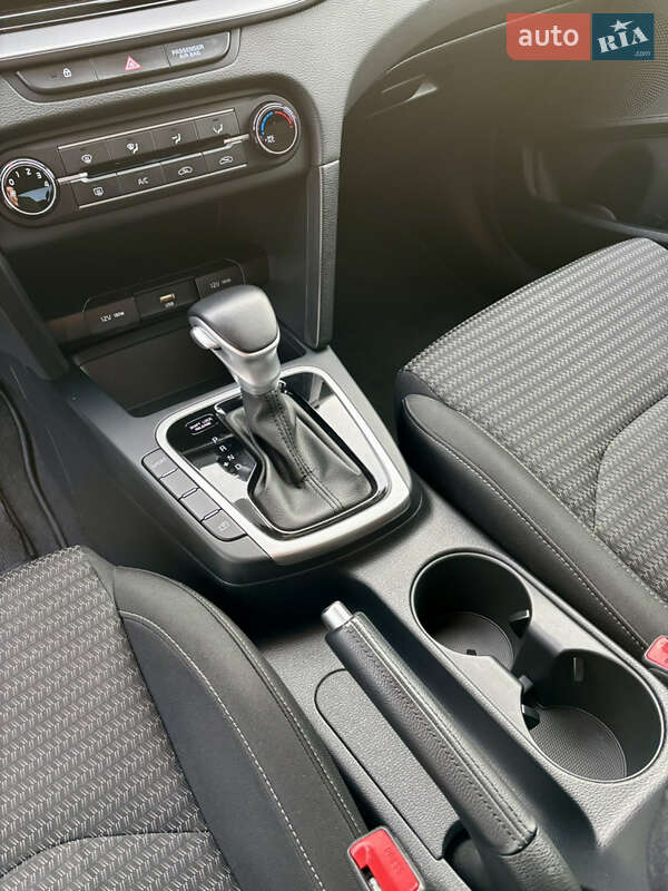 Хетчбек Kia Ceed 2022 в Києві фото 18 Хетчбек Kia Ceed 2022 в Києві