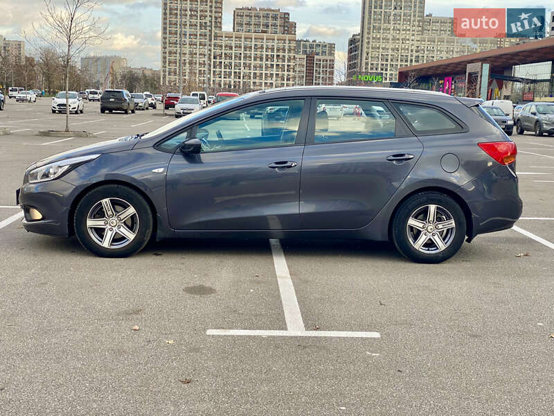 Універсал Kia Ceed 2015 в Києві