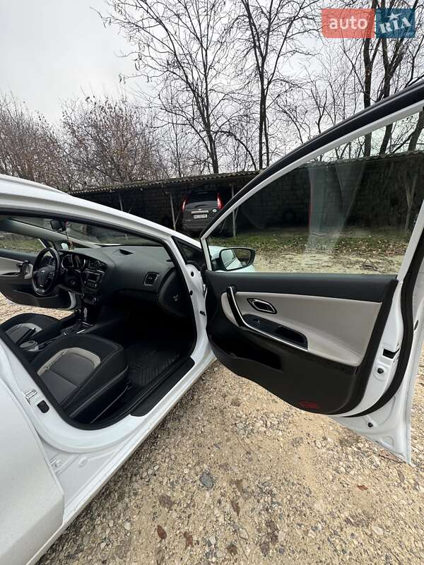 Универсал Kia Ceed 2013 в Киеве