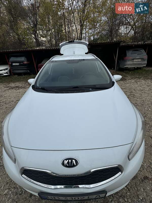 Универсал Kia Ceed 2013 в Киеве