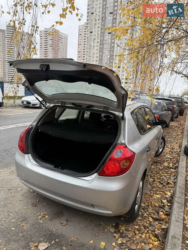 Хэтчбек Kia Ceed 2007 в Киеве фото 2 Хэтчбек Kia Ceed 2007 в Киеве